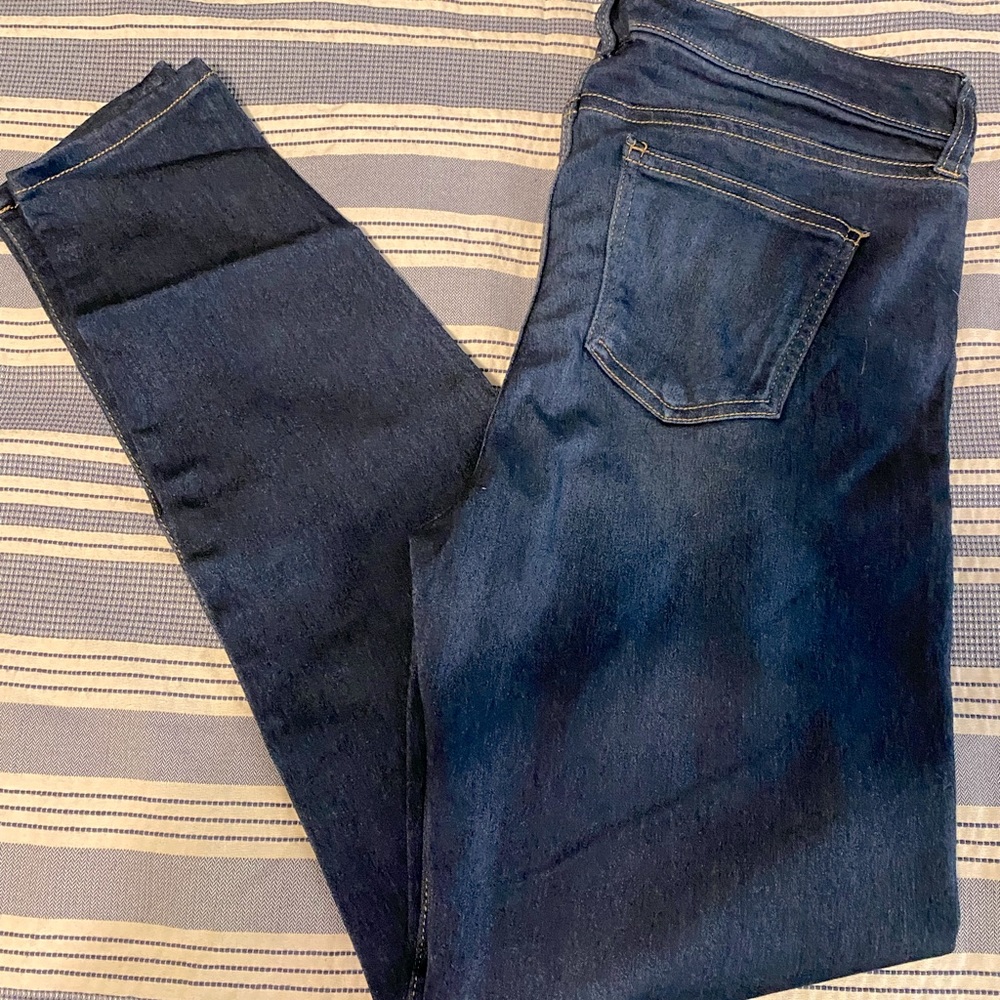 Celebrity Pink Mid risee skinnies